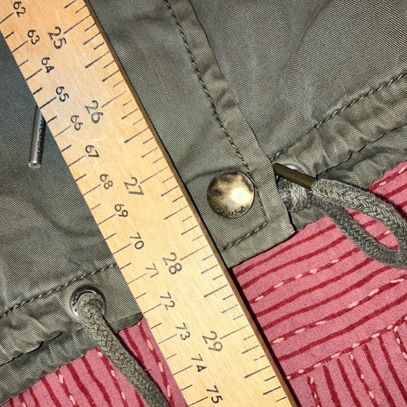 Talula small army Green / Black Utility Jacket with Hood - damaged - Picture 14 of 16